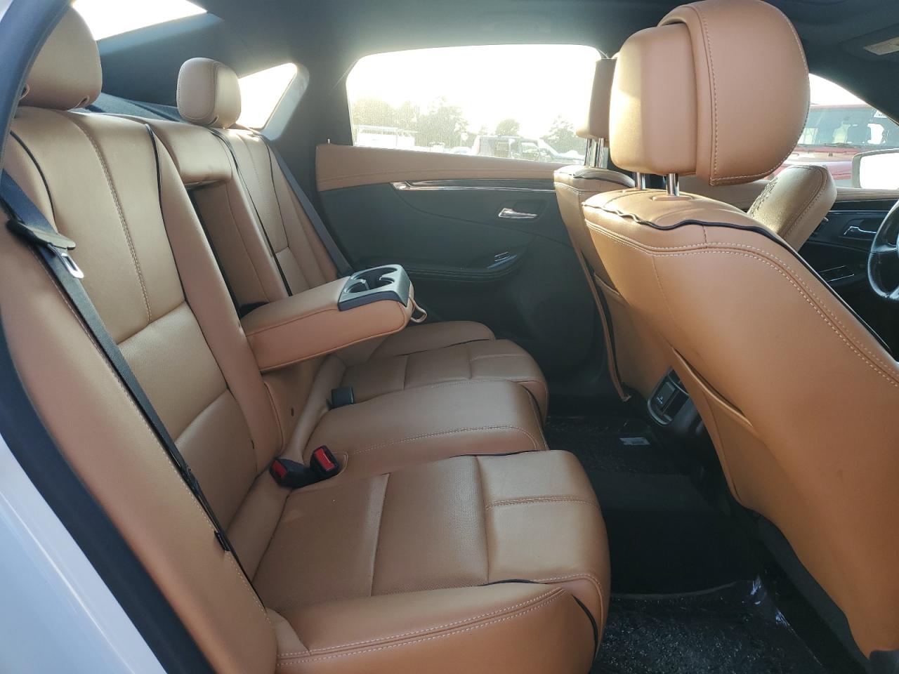 2014 Chevrolet Impala - Image 10