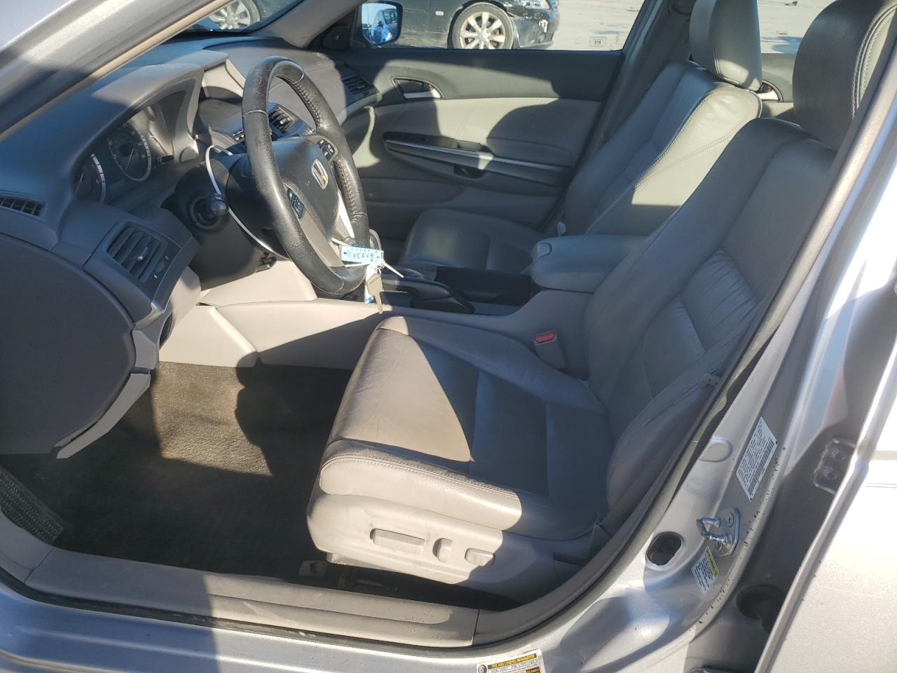 2009 Honda Accord - Image 7