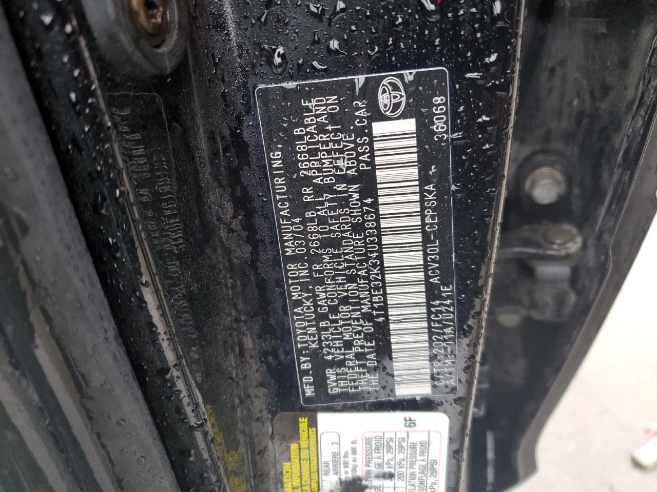 2004 Toyota Camry - Image 12
