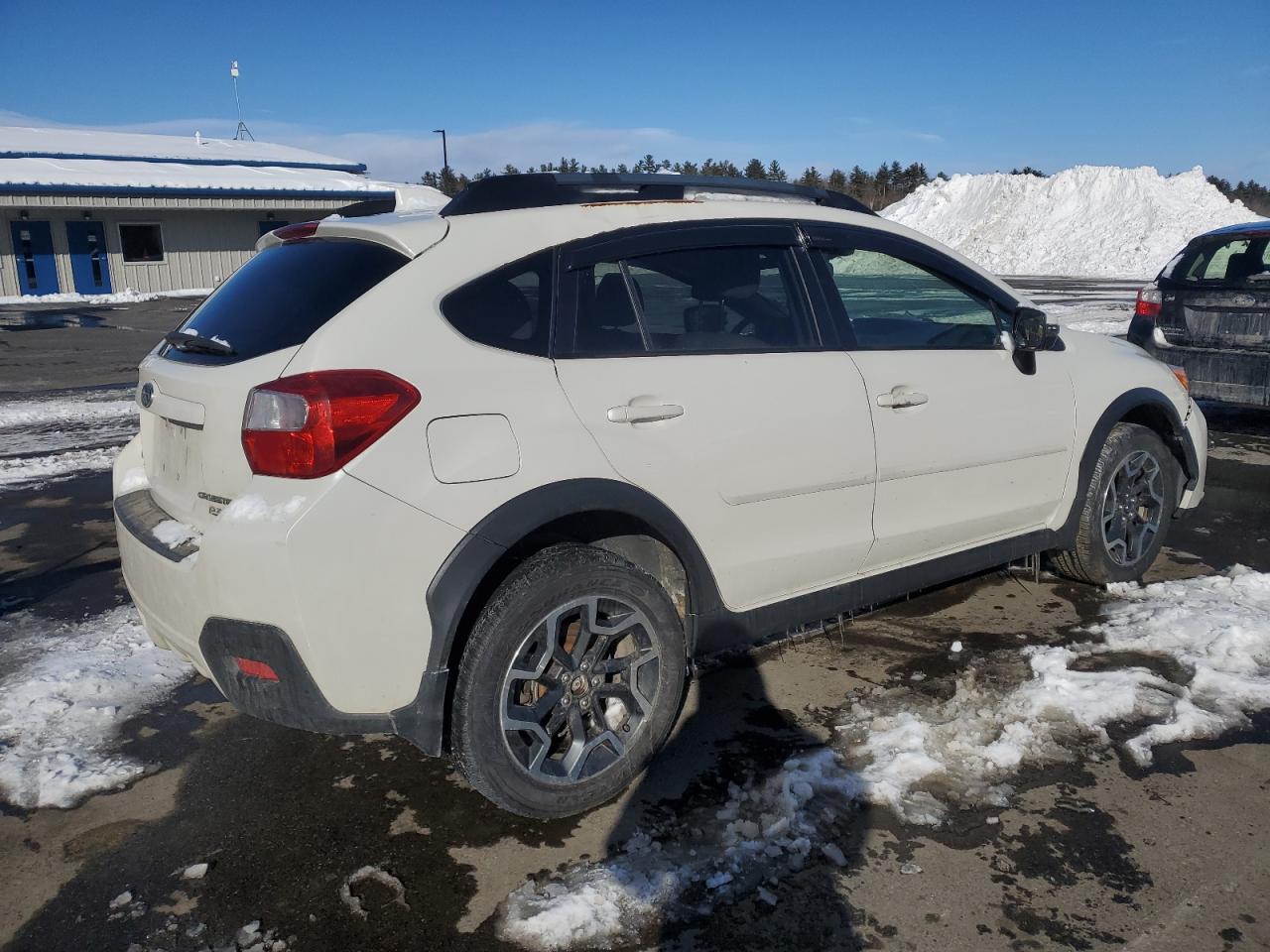 2016 Subaru XV - Image 3
