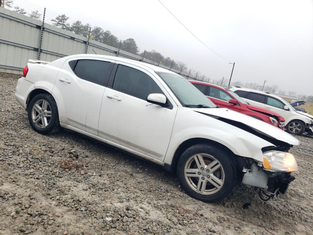 2012 Dodge Avenger - Image 4
