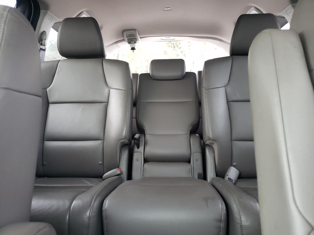 2015 Honda Odyssey - Image 10