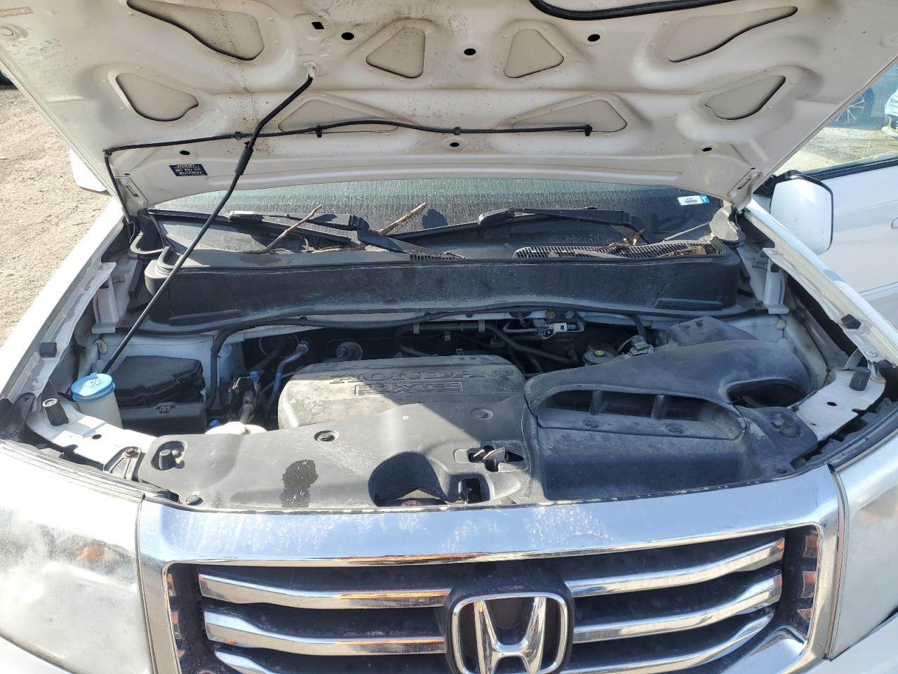 2015 Honda Pilot - Image 14
