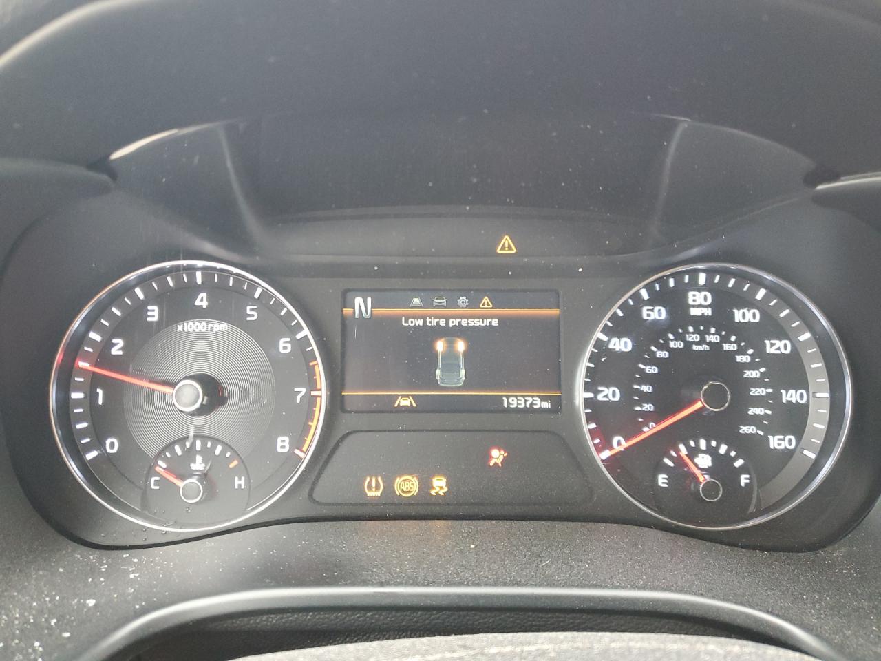 2024 Kia Forte - Image 9