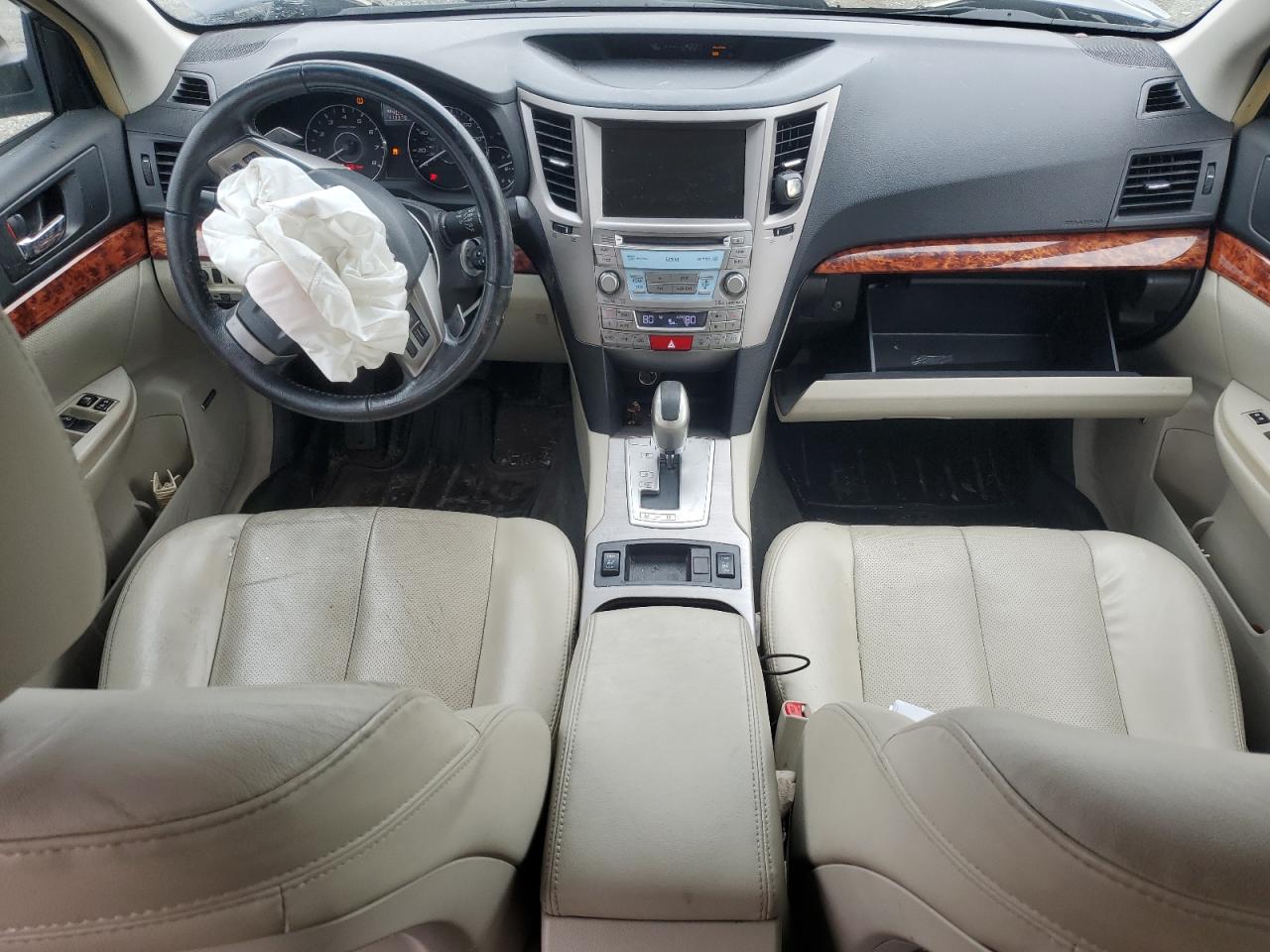2012 Subaru Outback - Image 8