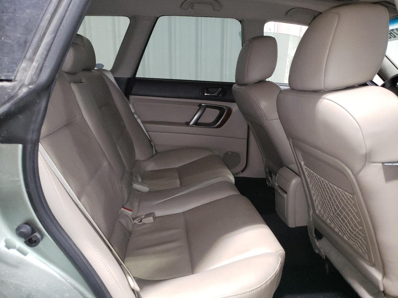 2009 Subaru Outback - Image 11