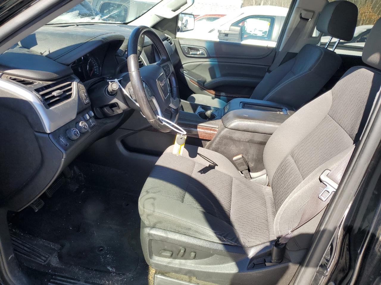 2015 GMC Yukon Sle VIN: 1GKS2AKC0FR179486 Lot: 45363935