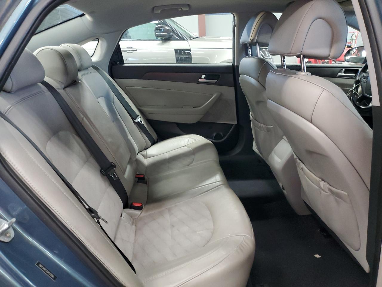 2016 Hyundai Sonata - Image 10
