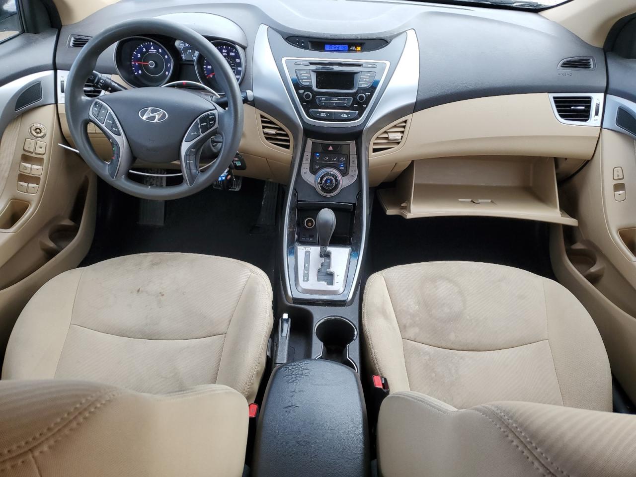 2013 Hyundai Elantra - Image 8