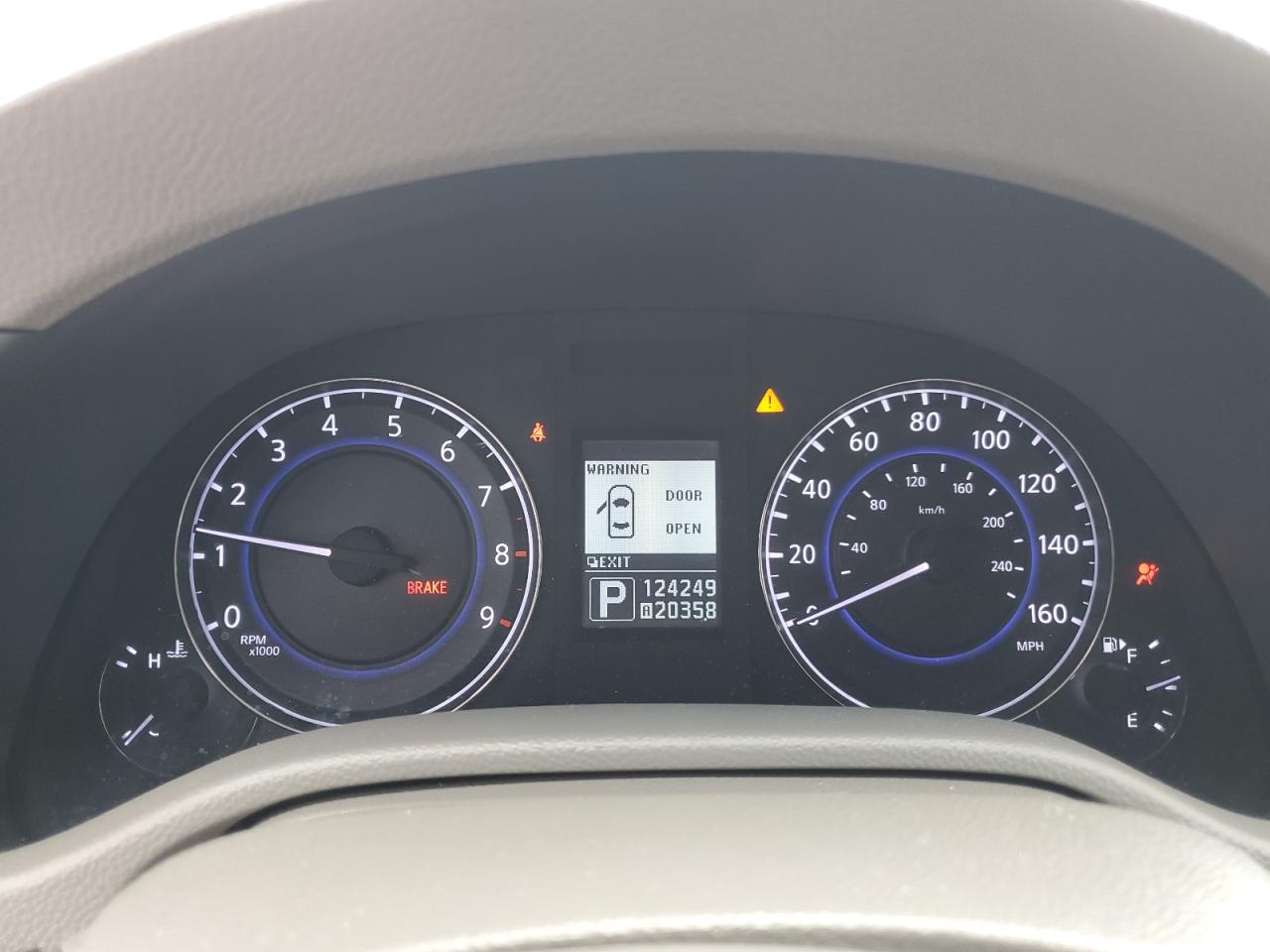 2012 Infiniti G - Image 9