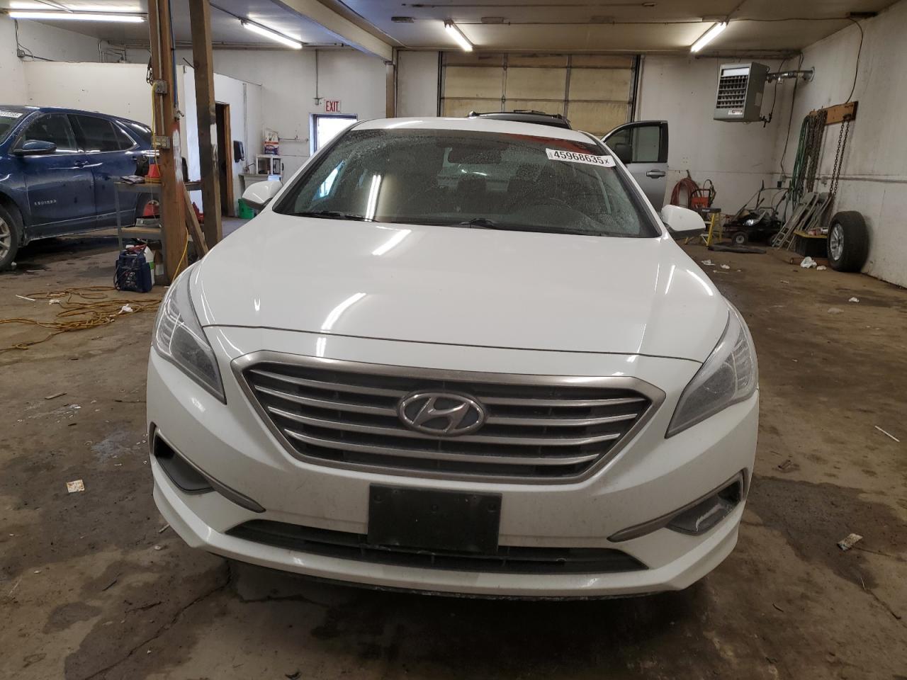 2017 Hyundai Sonata - Image 5
