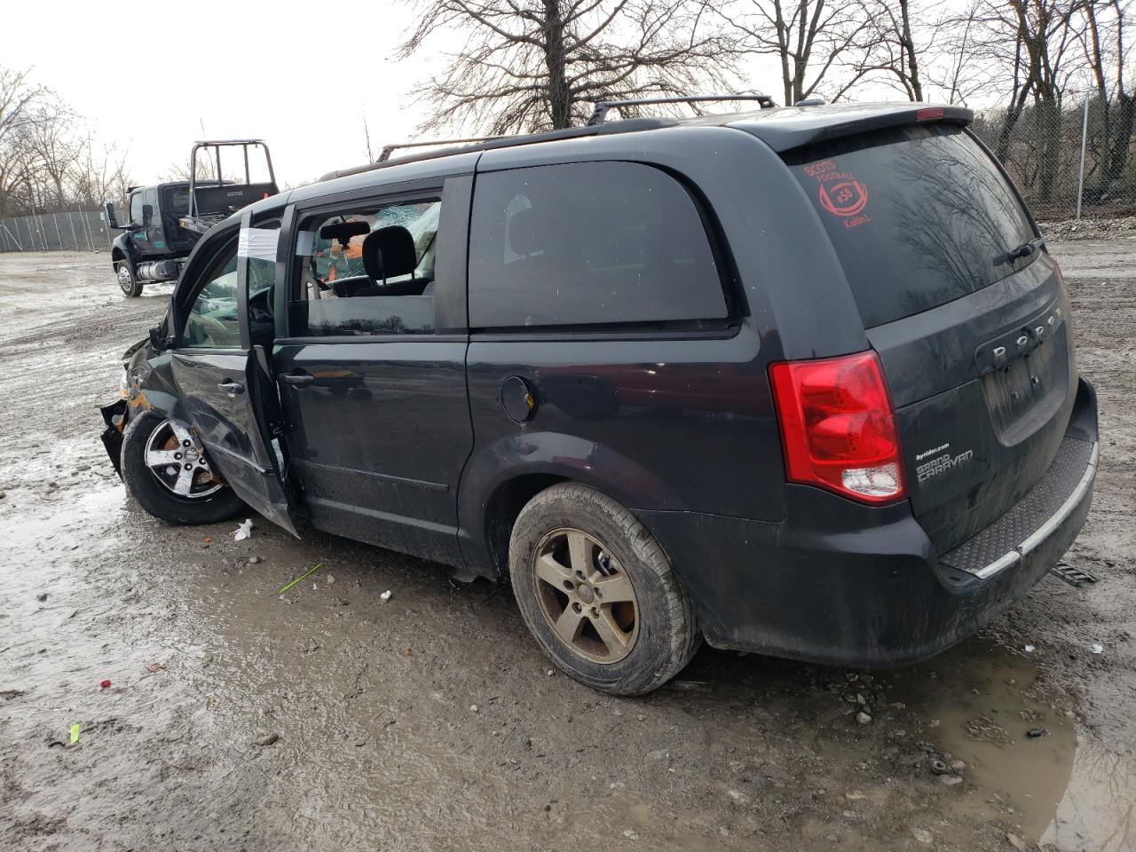 2012 Dodge Caravan - Image 2