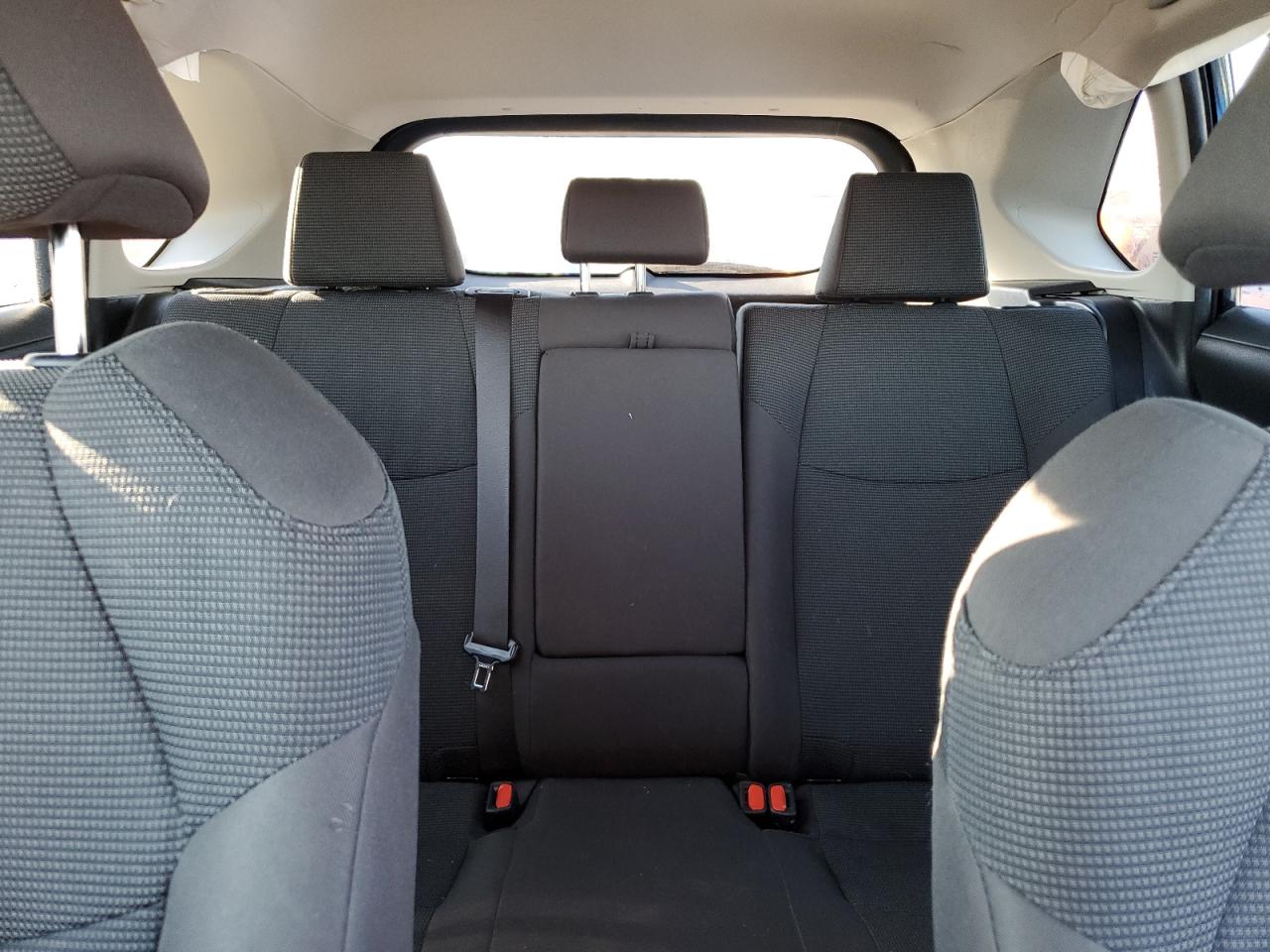 2023 Toyota RAV 4 - Image 10