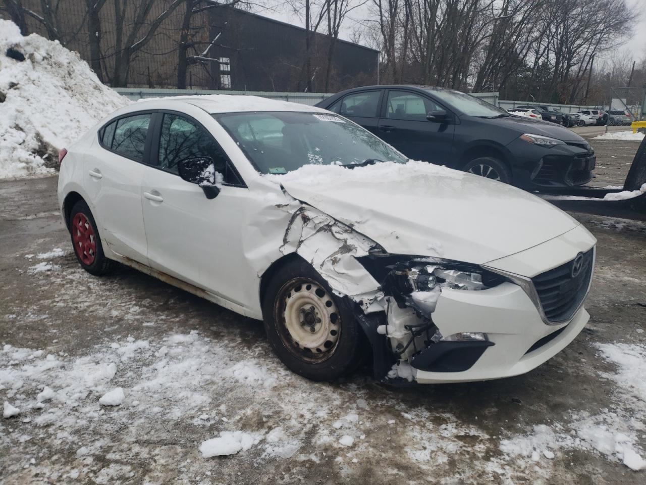 2015 Mazda 3 - Image 4