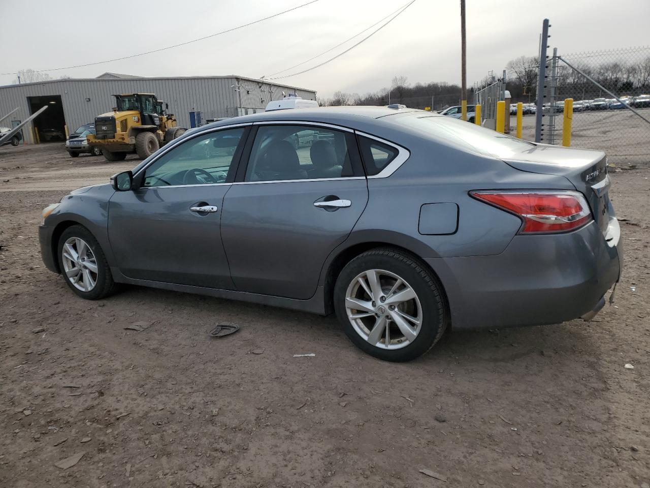 2014 Nissan Altima - Image 2