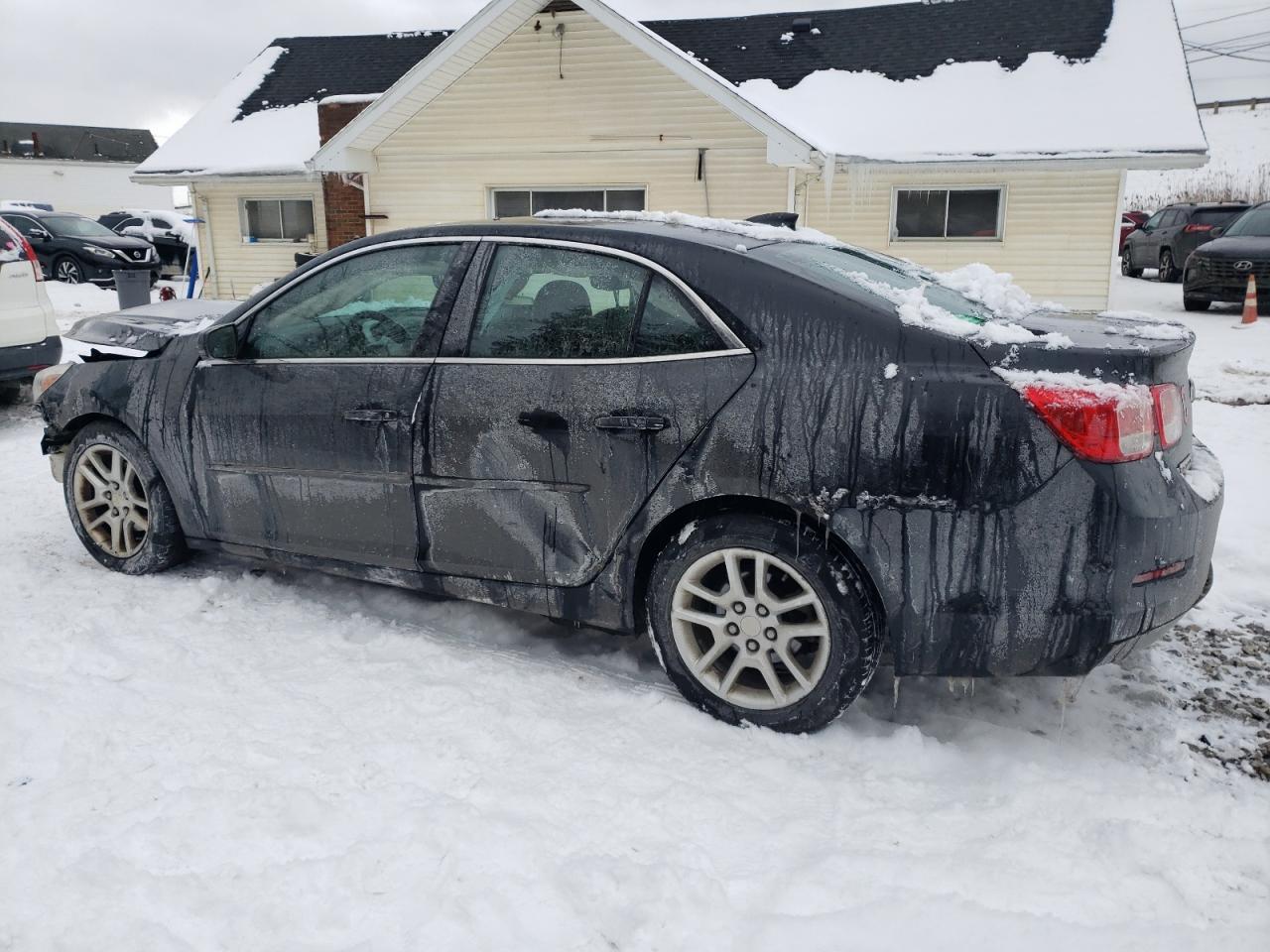 2015 Chevrolet Malibu - Image 2
