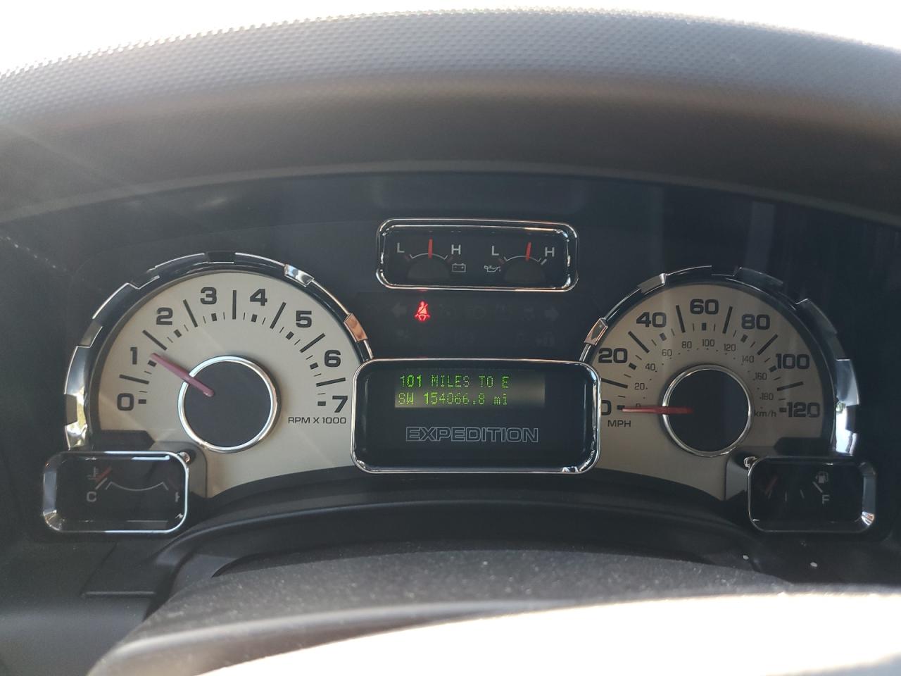 2013 Ford Expedition - Image 9