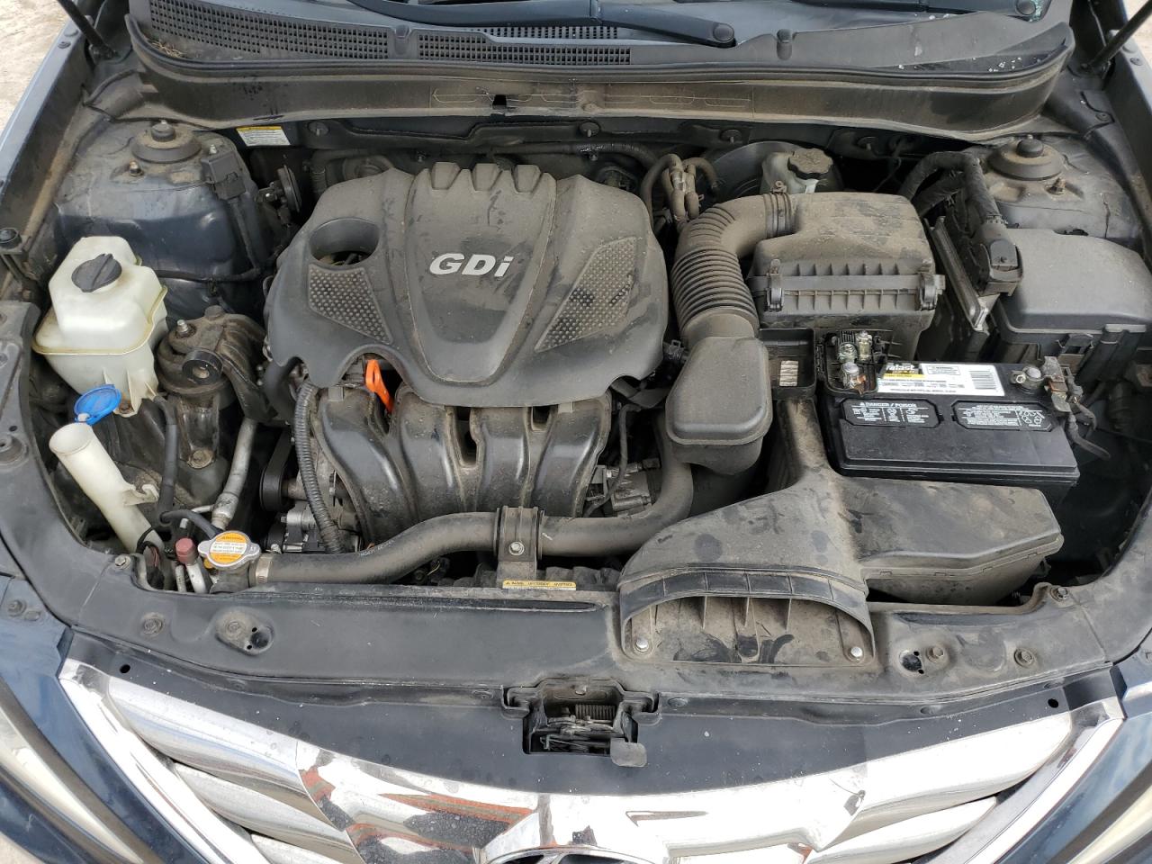 2012 Hyundai Sonata - Image 11