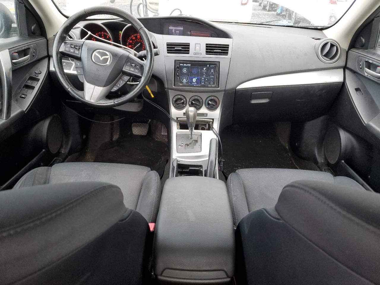 2011 Mazda 3 - Image 8
