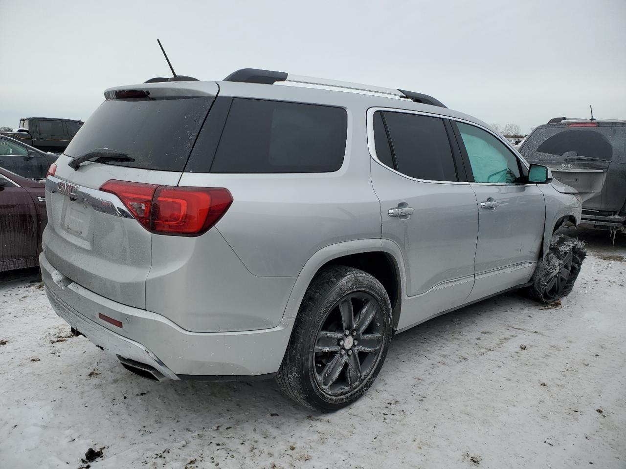 2017 GMC Acadia - Image 3