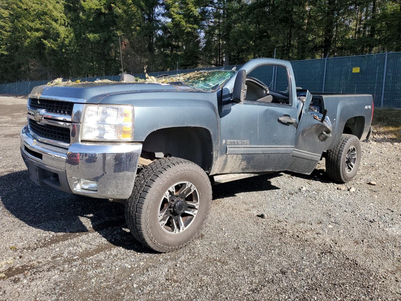 2009 Chevrolet Silverado - Image 1