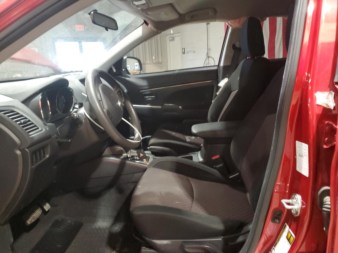 2018 Mitsubishi Outlander - Image 7