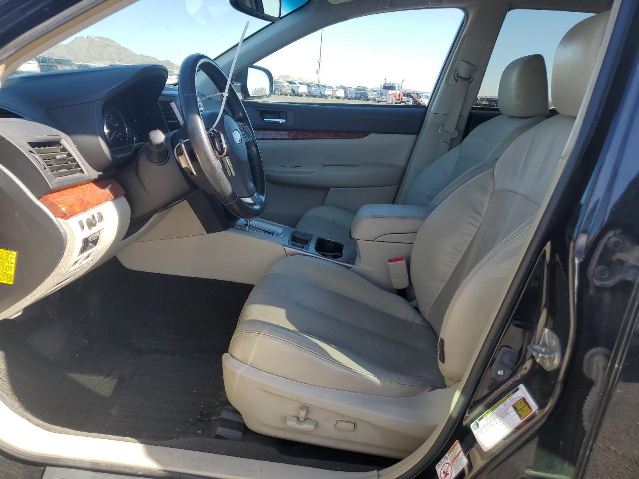2012 Subaru Outback - Image 7