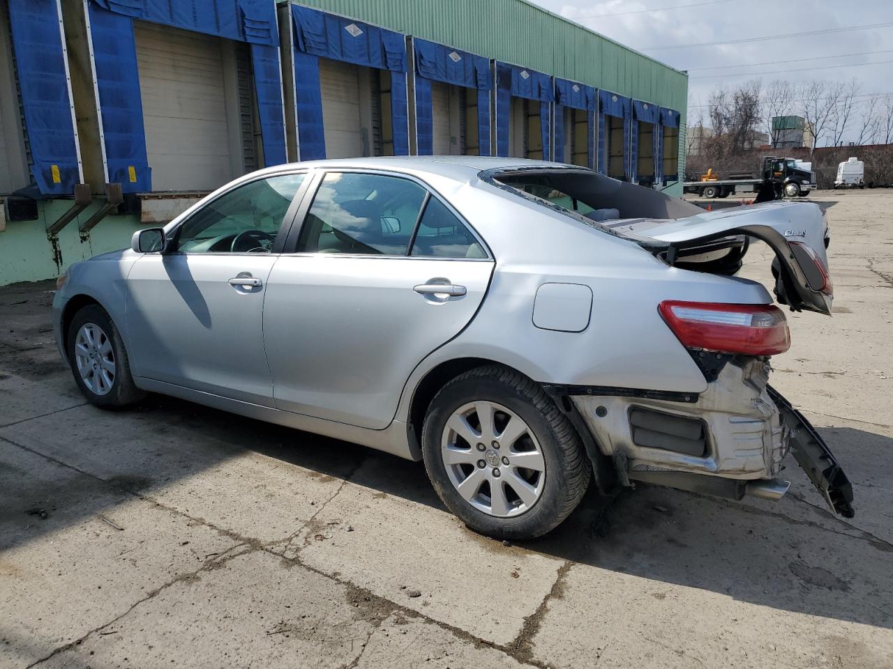 2007 Toyota Camry - Image 2