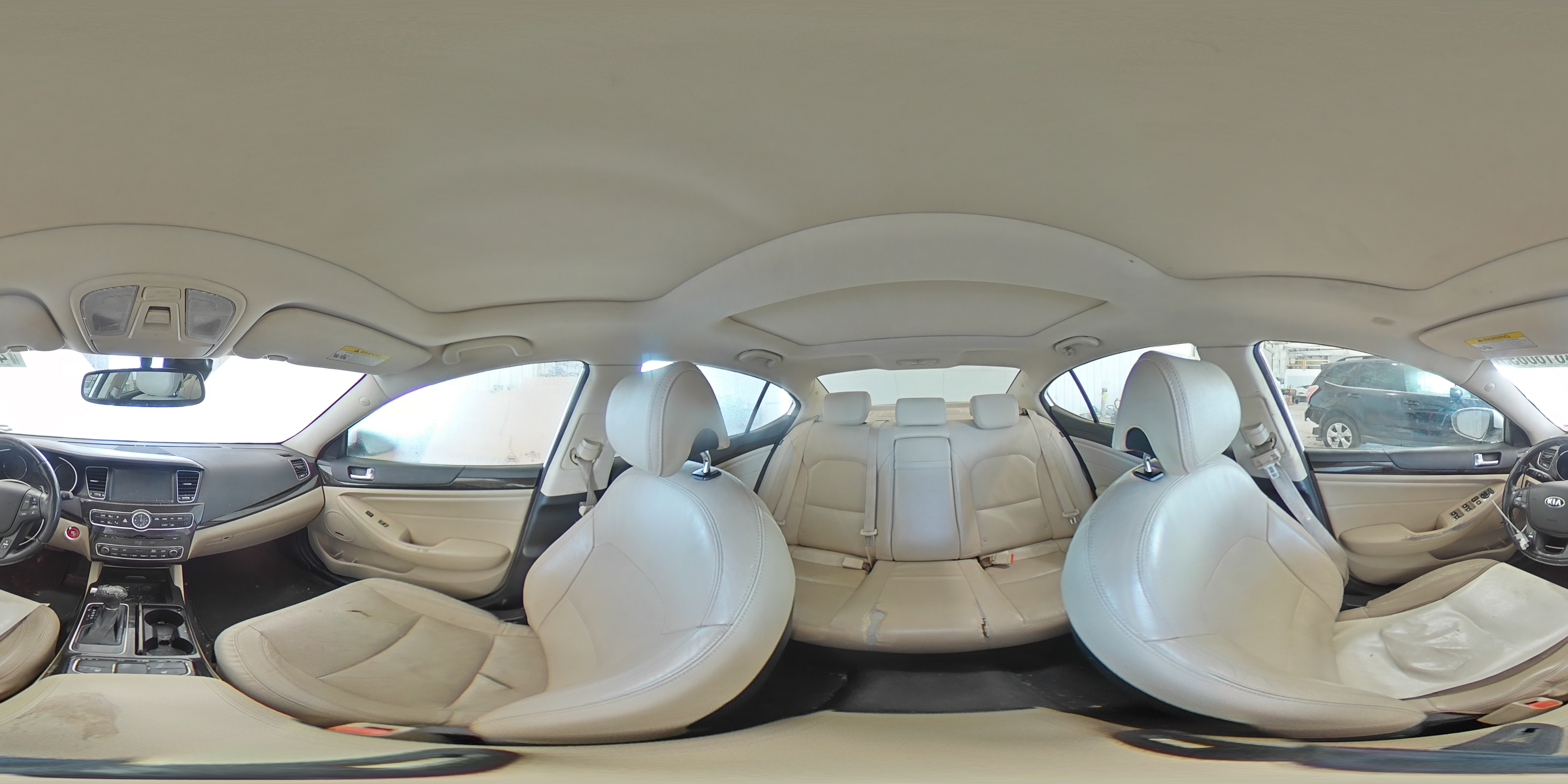 2015 Kia Cadenza - Image 12