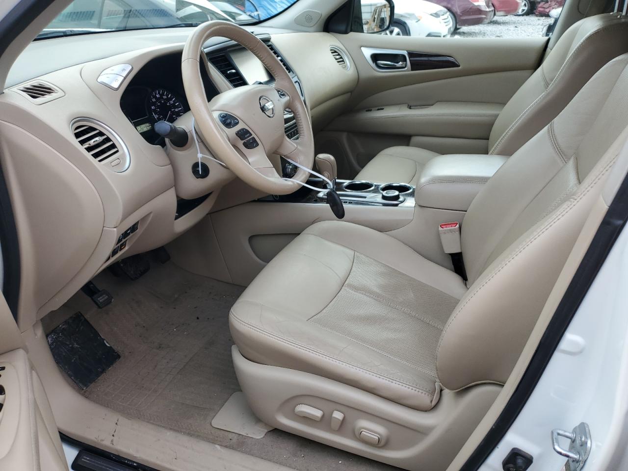 2014 Nissan Pathfinder - Image 7