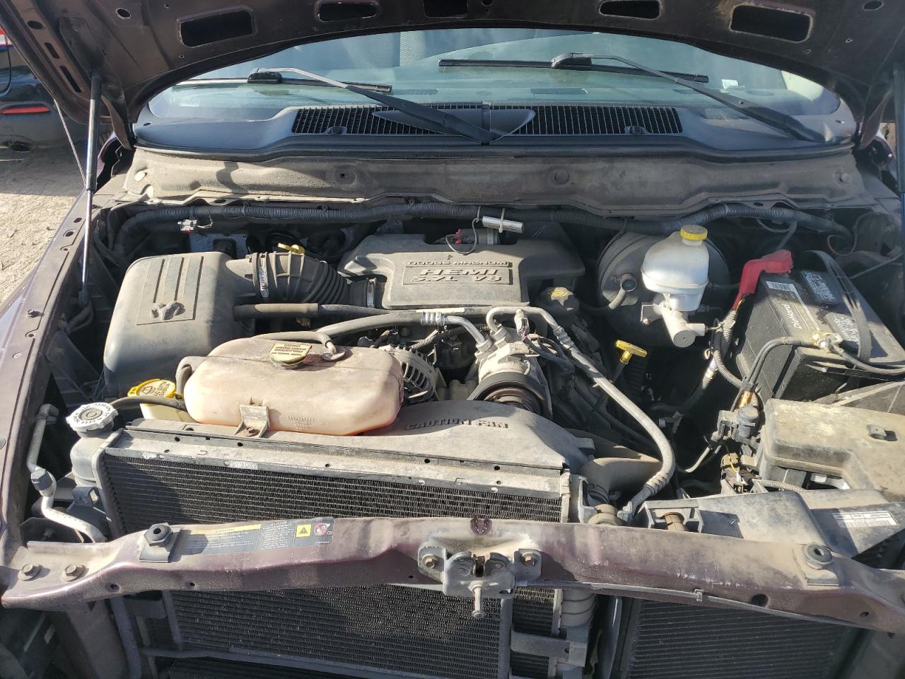 2004 Dodge RAM - Image 11