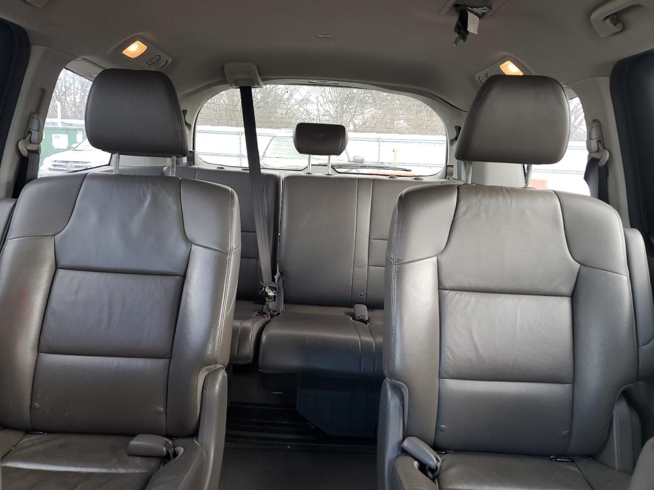 2012 Honda Odyssey - Image 10