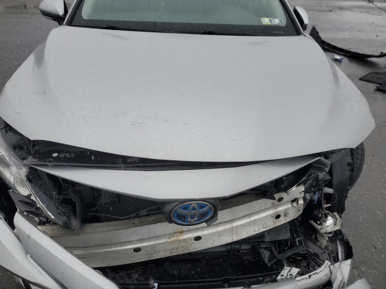 2019 Toyota Camry - Image 13