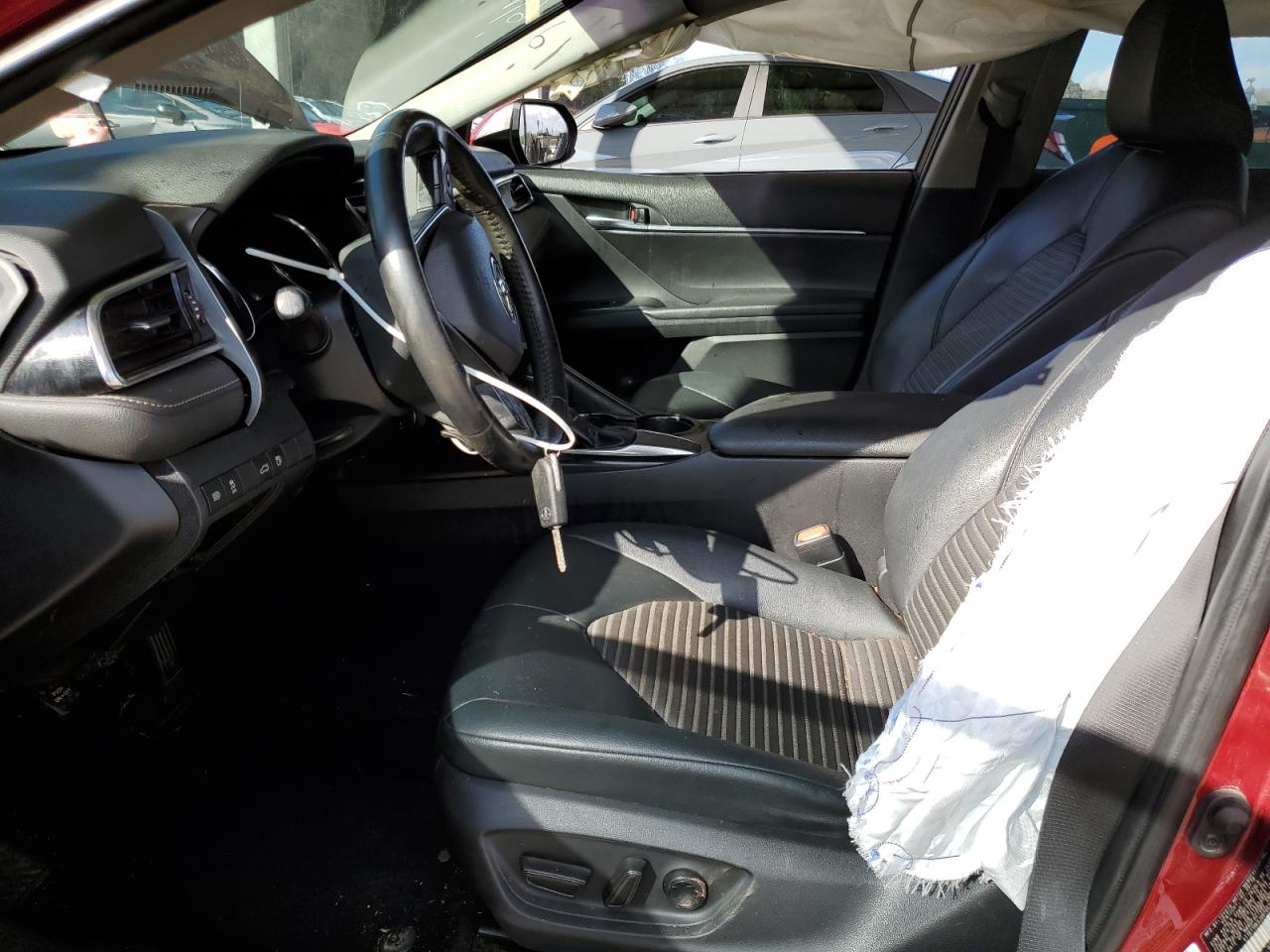 2018 Toyota Camry - Image 7