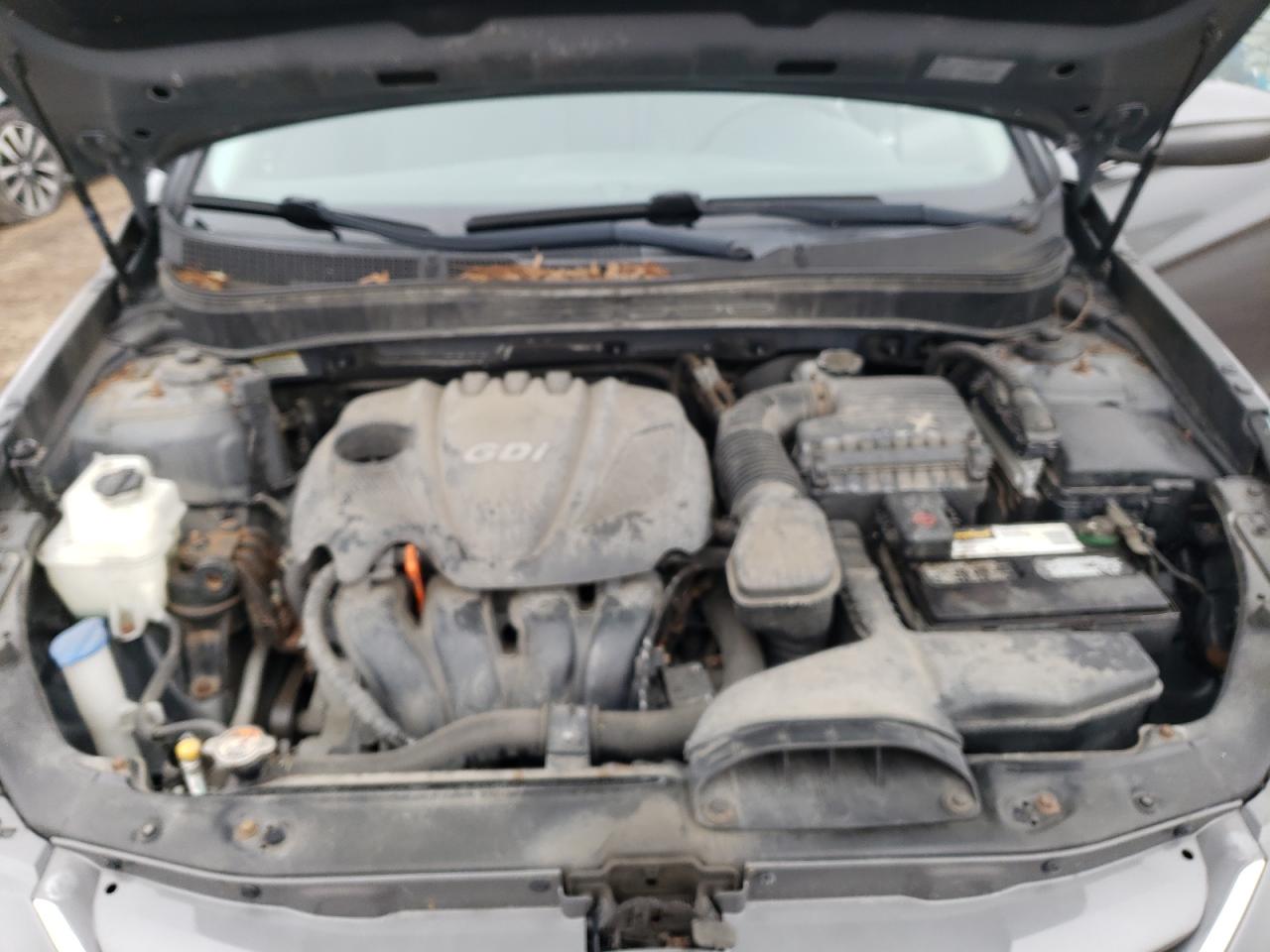 2013 Hyundai Sonata - Image 11
