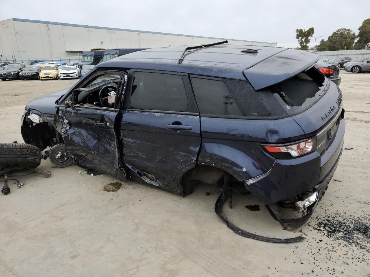 2014 Land Rover Range Rover - Image 2
