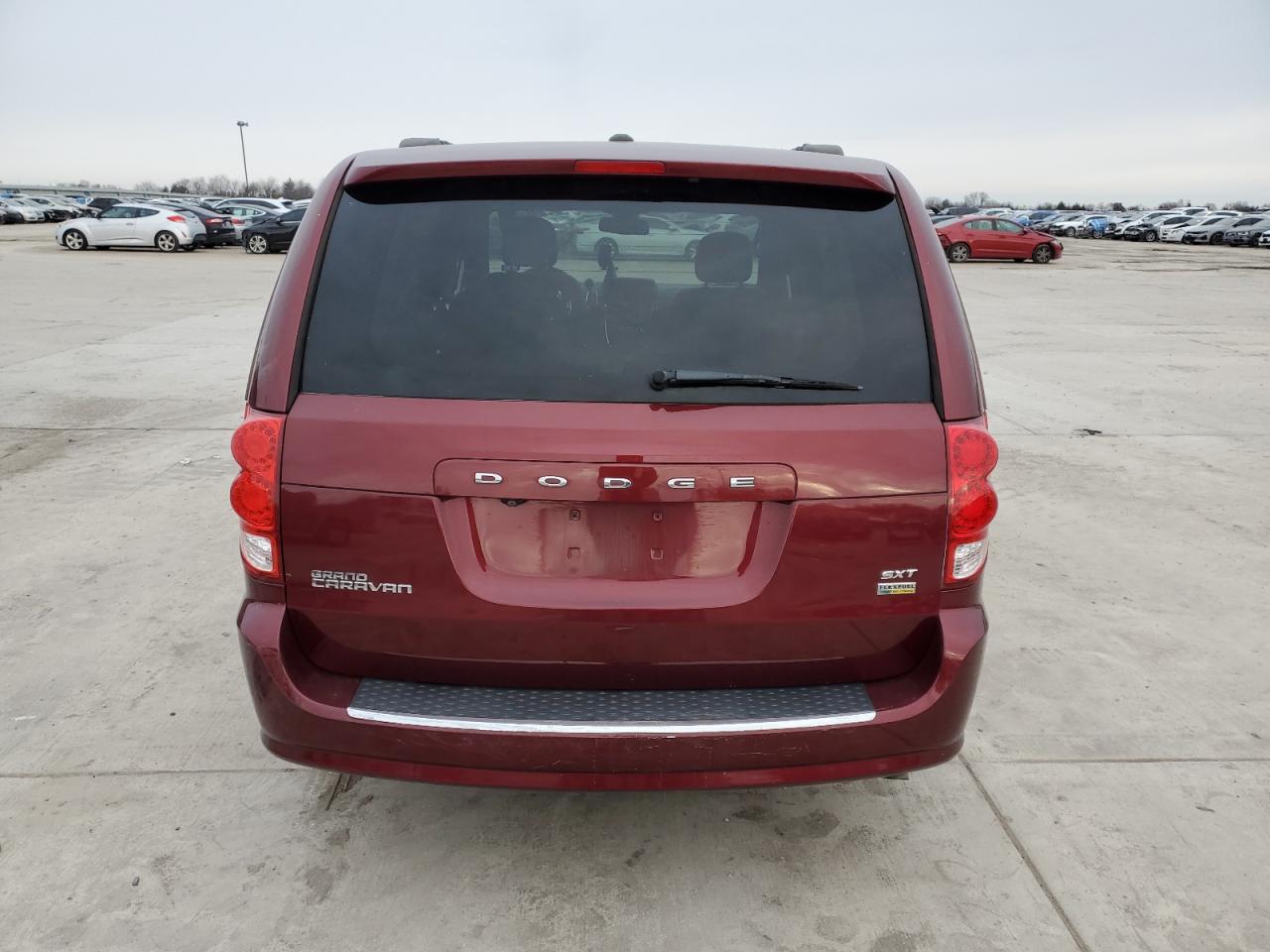 2019 Dodge Caravan - Image 6