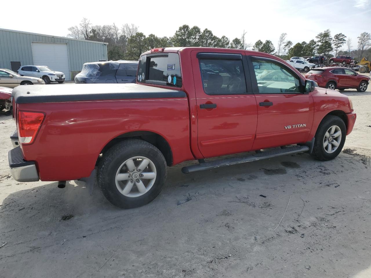 2011 Nissan Titan - Image 3