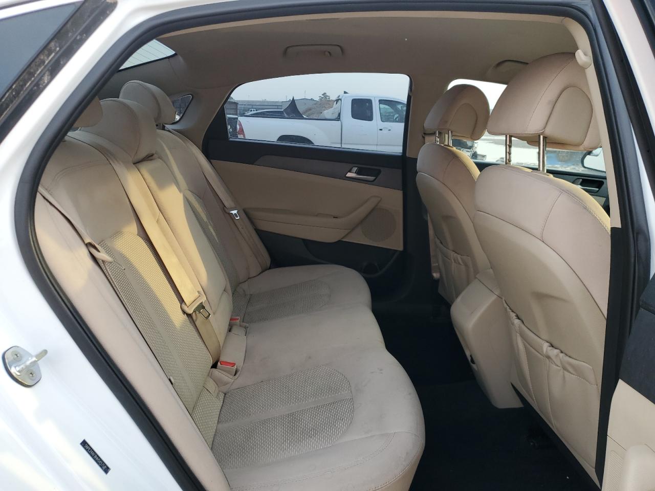 2017 Hyundai Sonata - Image 10