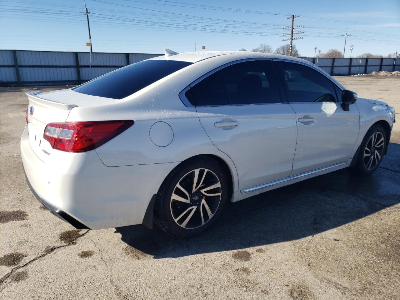 2018 Subaru Legacy - Image 3