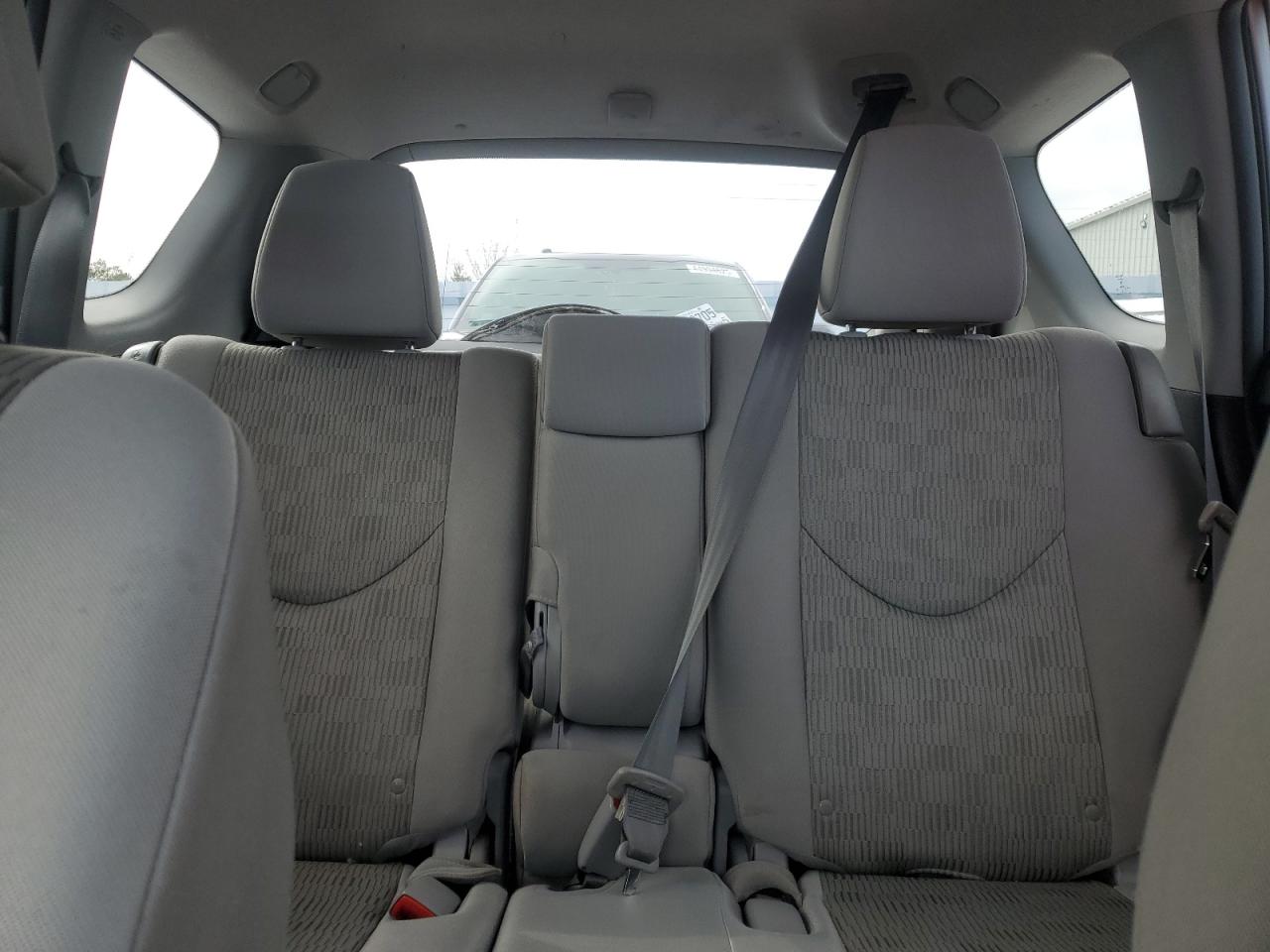 2012 Toyota RAV 4 - Image 10