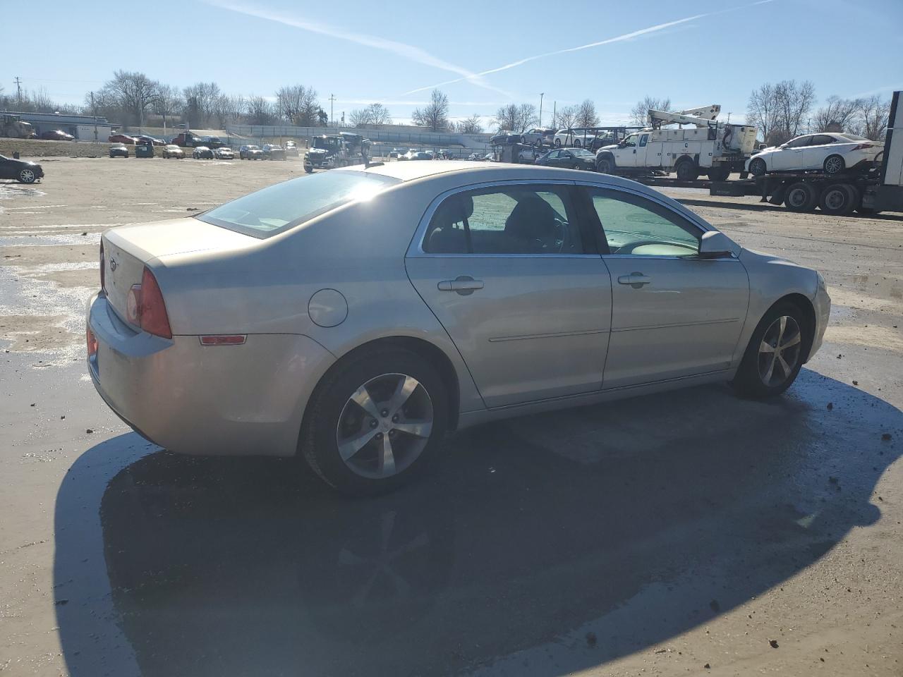 2011 Chevrolet Malibu - Image 3