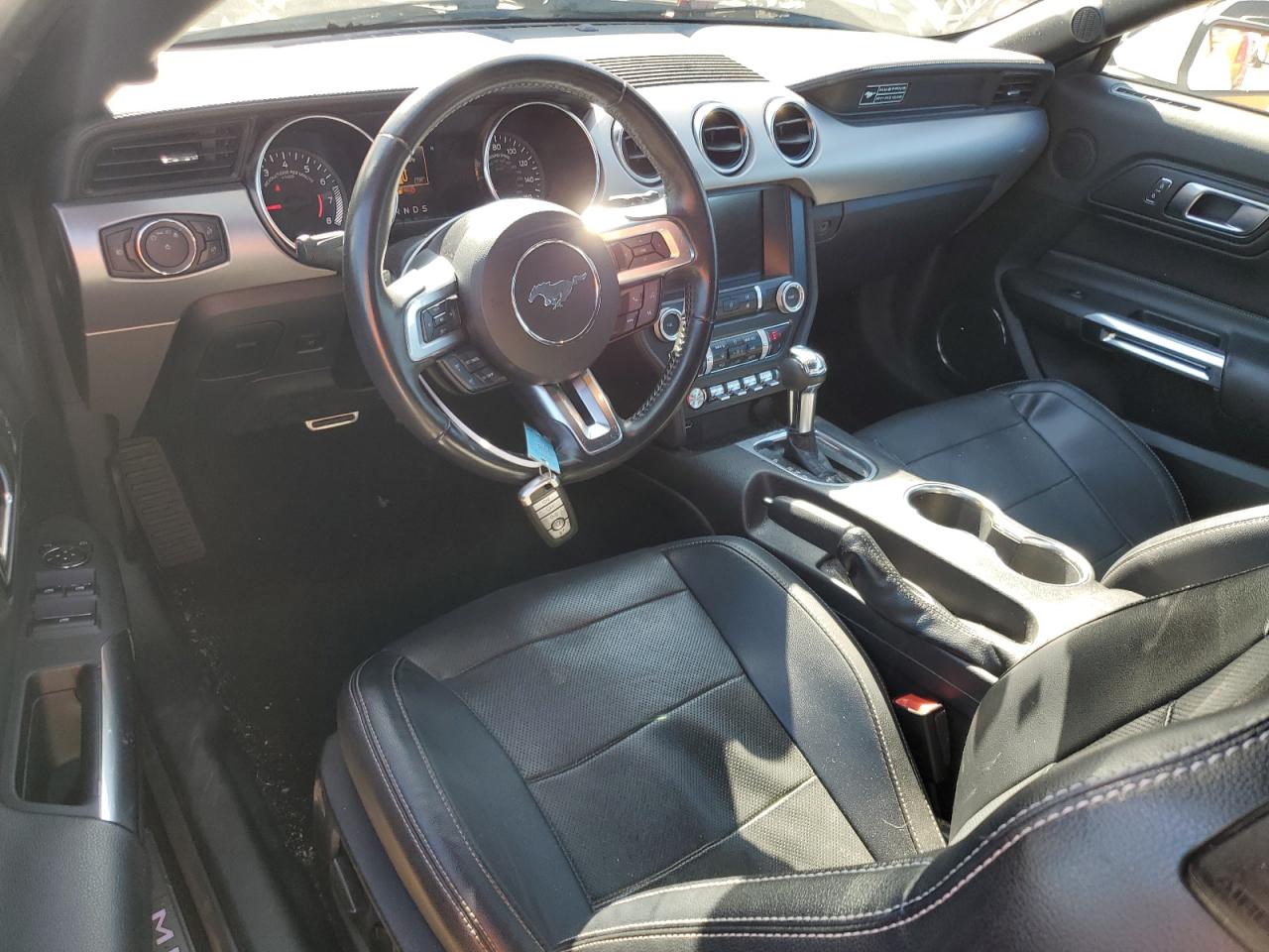 2020 Ford Mustang - Image 8