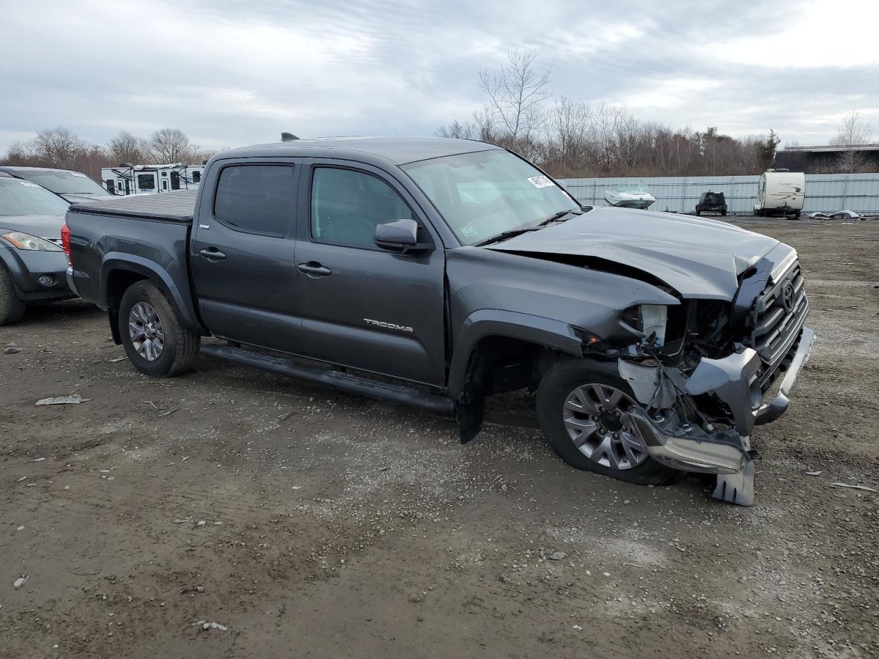 2017 Toyota Tacoma - Image 4