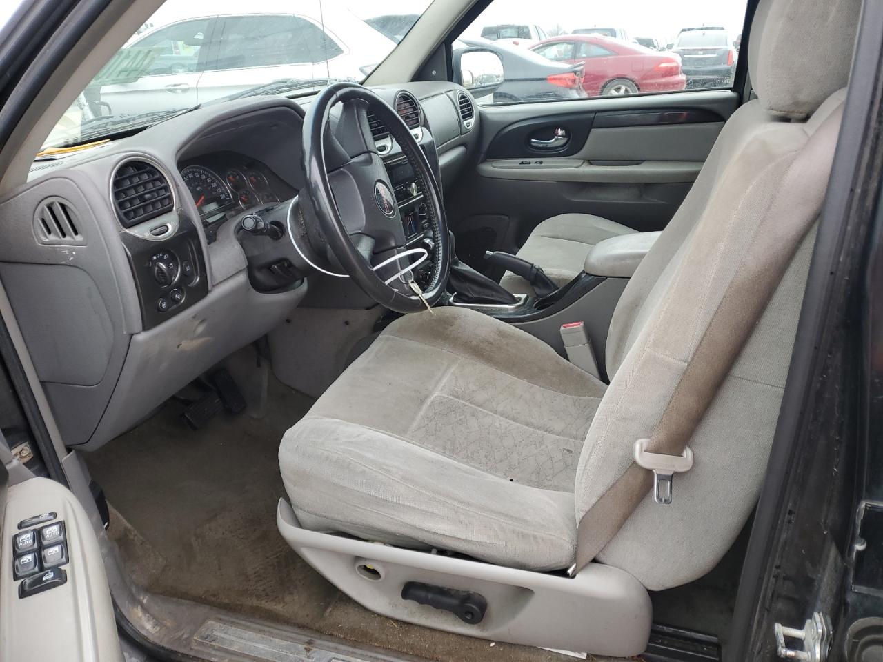 2005 GMC Envoy - Image 7