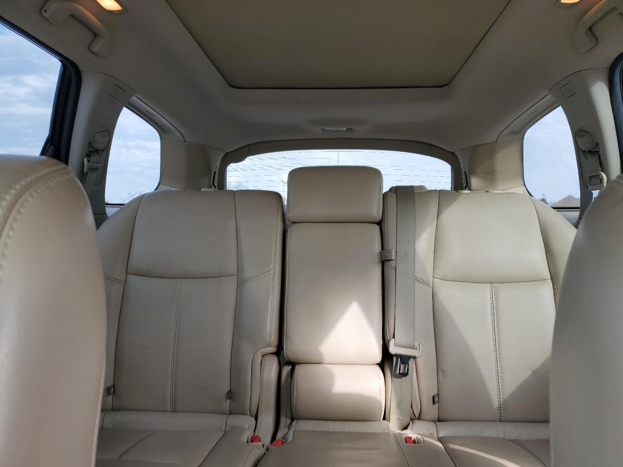 2014 Nissan Pathfinder - Image 10