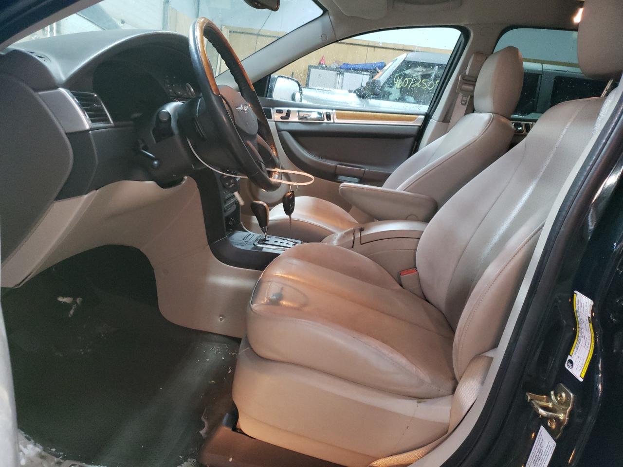 2005 Chrysler Pacifica - Image 7