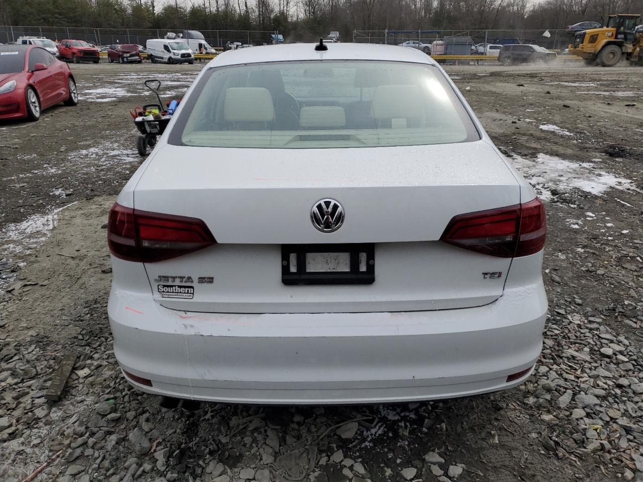 2017 Volkswagen Jetta - Image 6