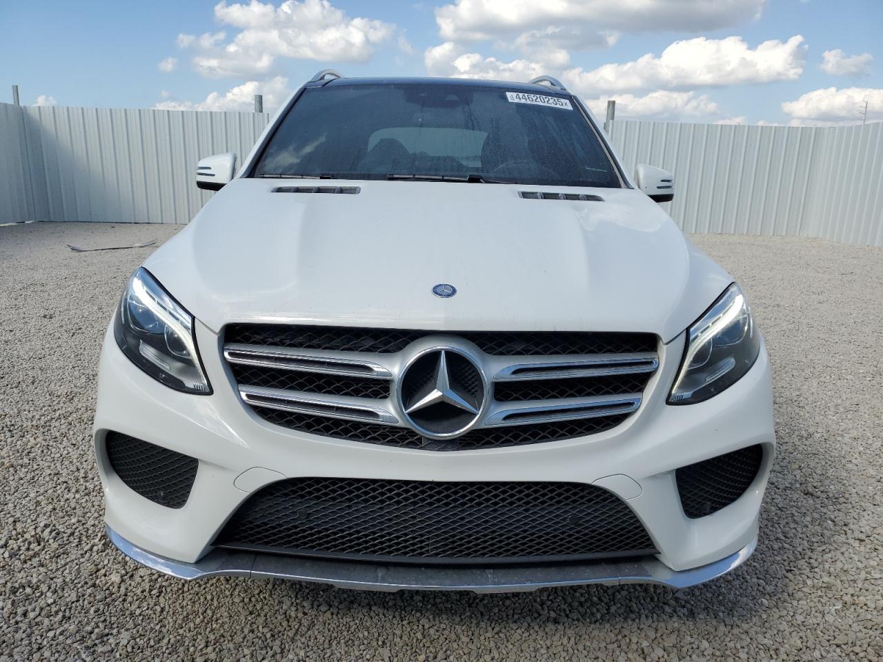2017 Mercedes-Benz GLE - Image 5