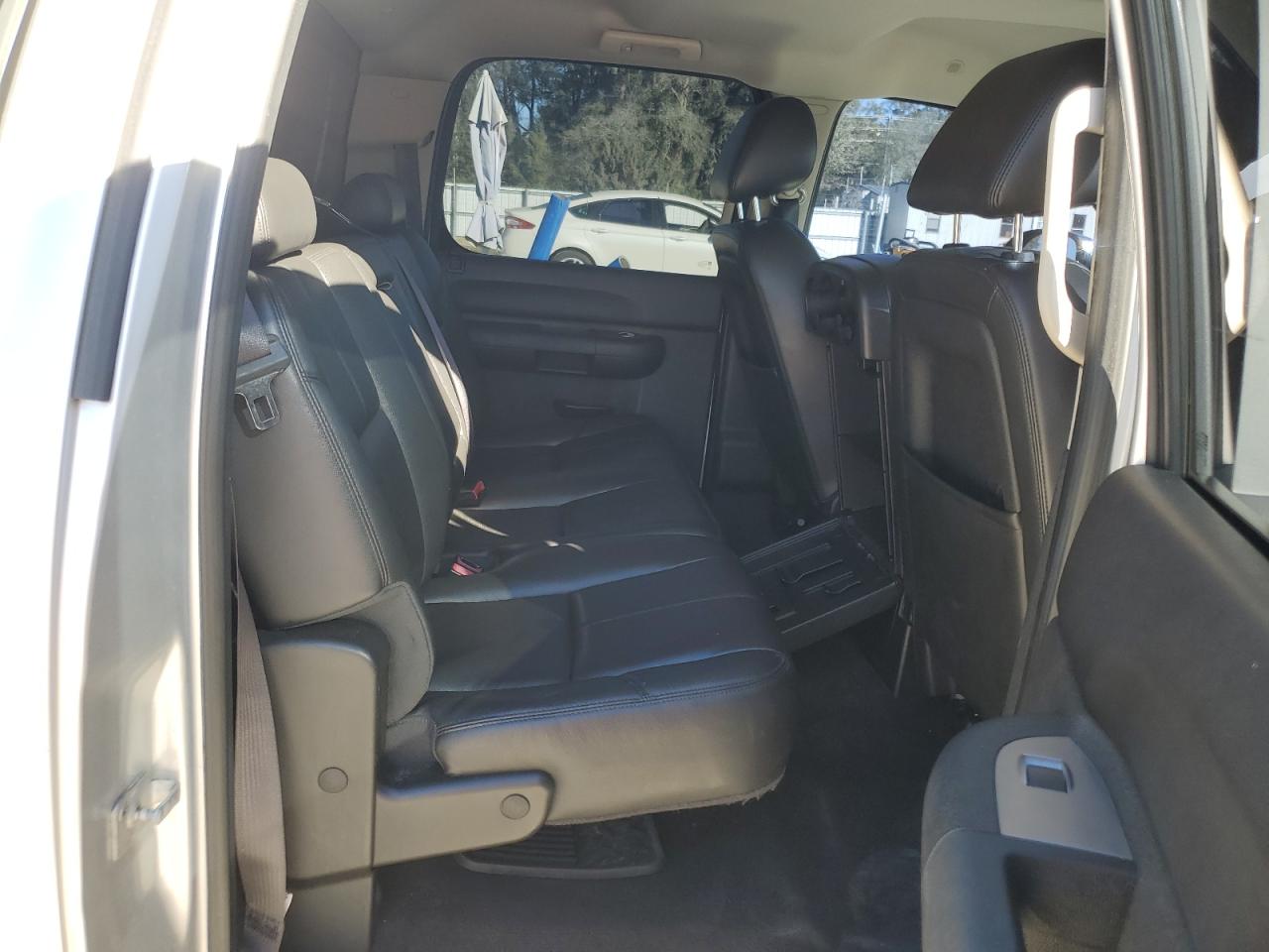 2012 GMC Sierra - Image 10